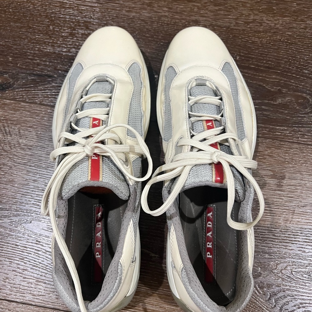 Prada calzature blanco patent leather lace up sneakers size 10 cream gray color - Picture 2 of 8
